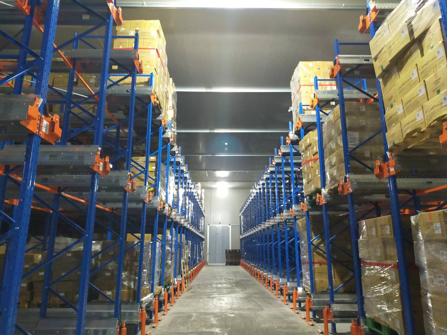 Large cold storage facility